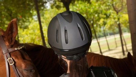 Советы по выбору шлема для верховой езды