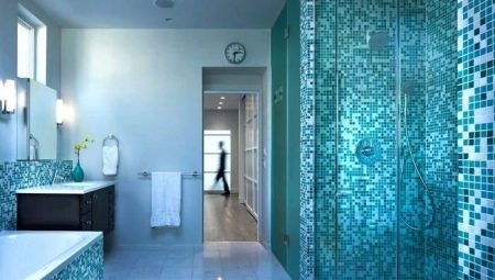 Плитка-мозаика для ванной: особенности и советы по выбору
