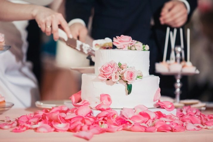 Свадебный торт своими руками - рецепт, как украсить, фото и видео