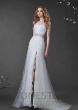 Свадебное платье из коллекции «Love Story» с разрезом