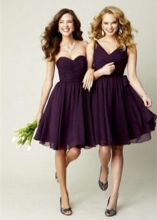 Короткое фиолетовое платье