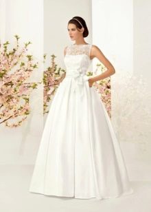 Свадебное платье с кружевным лифом