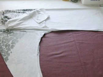 Обрисовка футболки с рукавами летучая мышь
