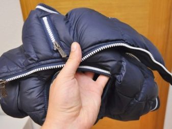 Как стирать плащевую куртку