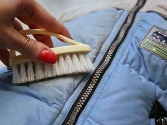 Как стирать плащевку куртку