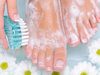 Соляные ванны для лечения ног