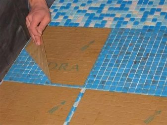 Мозаичная плитка: модели для ванной и санузла, зеркальная и керамическая мозаика, варианты отделки