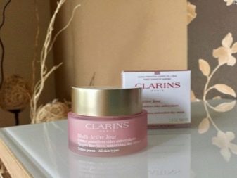 Косметика по уходу за кожей лица clarins