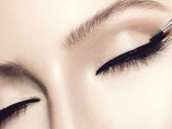 Косметические средства для макияжа глаз