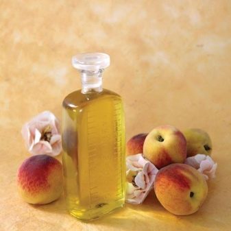 Польза персикового масла для ресниц