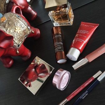 Косметика по уходу за кожей лица clarins