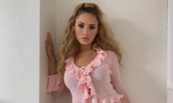 На фото и в жизни: британская модель показала себя без фотошопа, чем порадовала подписчиков в Instagram