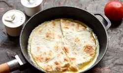 На завтрак и в качестве перекуса: рецепт лаваша, к которому вы можете добавить любую начинку