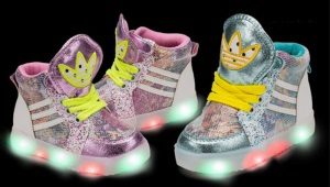 Светящиеся кроссовки для детей