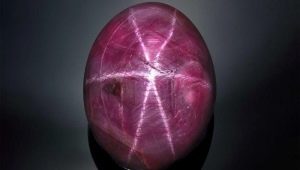 Звездчатый рубин: описание камня и его свойства