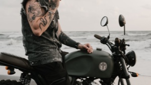 Обзор и варианты расположения тату для мотоциклистов