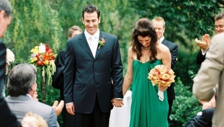 Зеленые свадебные платья – для необычных невест