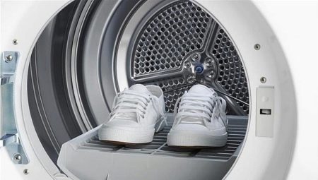 Как стирать кроссовки в стиральной машине?