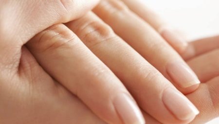 Как омолодить кожу рук в домашних условиях?