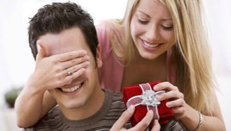 Что подарить мужу на первую годовщину свадьбы? 