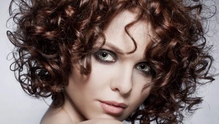 Кератиновая завивка волос: особенности, составы и технология выполнения