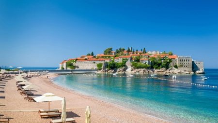 Лучшие пляжи для отдыха с детьми в Черногории