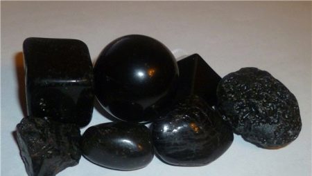 Черный оникс: свойства камня, применение, выбор и уход