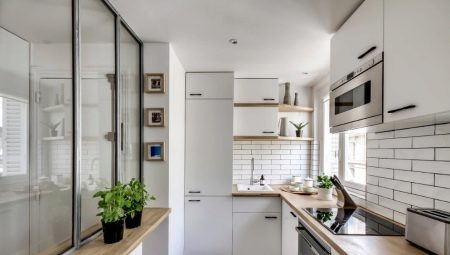 Дизайн маленькой кухни в частном доме