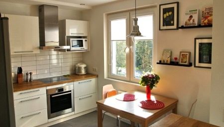 Встроенный гарнитур для маленькой кухни: рекомендации по выбору и красивые примеры