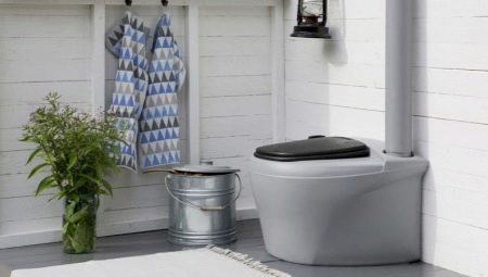 Торфяной туалет для дачи: как он устроен и какой вариант лучше выбрать?