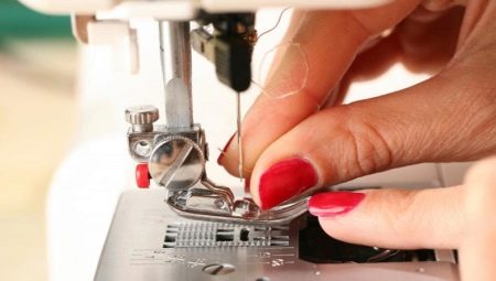 Почему в швейной машине рвется нить и что с этим делать?