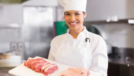 Повар мясного цеха: требования к квалификации и функциональные обязанности