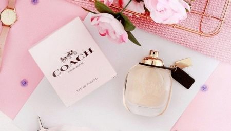 Женский парфюм Coach