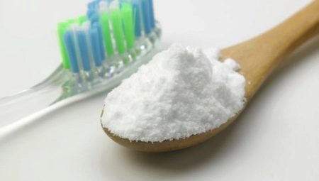 Можно ли чистить зубы содой и как это правильно делать?