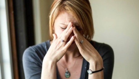 Как проявляется депрессия у женщин и как с ней бороться?