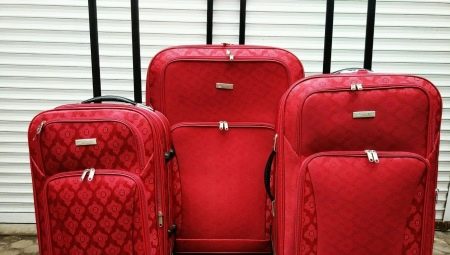 Особенности больших чемоданов