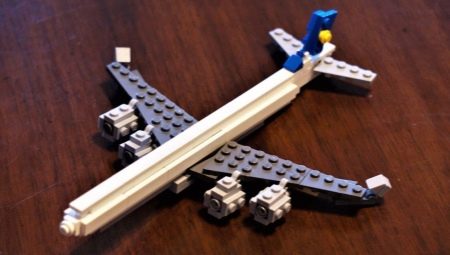 Как сделать самолет из LEGO?