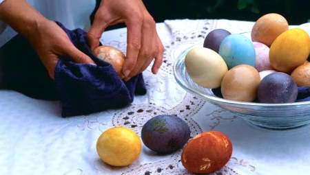 Можно ли красить яйца в Страстную пятницу и почему?