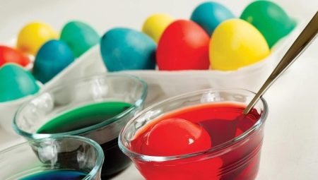 Как красить яйца пищевым красителем?