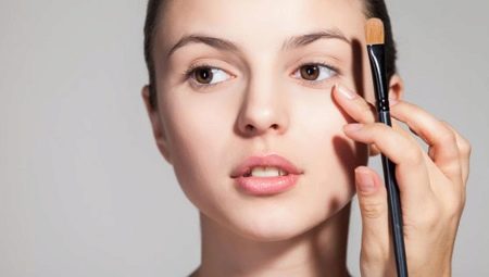 Как с помощью макияжа скрыть синяки под глазами?