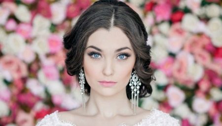 Свадебный макияж для девушек с голубыми глазами