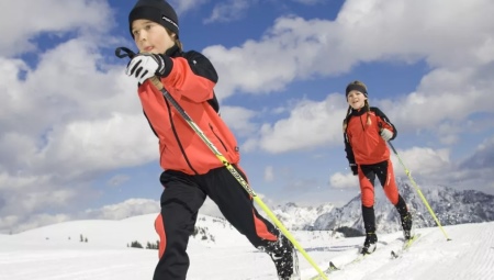 Все о детских беговых лыжах