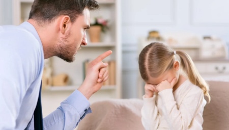 Абьюзивные родители: как бороться с абьюзом в семье?