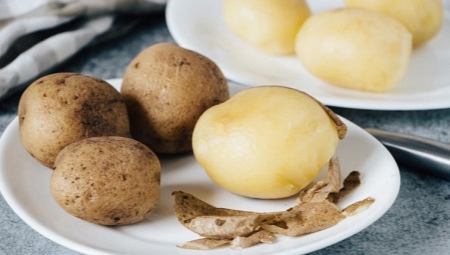 Как хранить очищенный картофель?