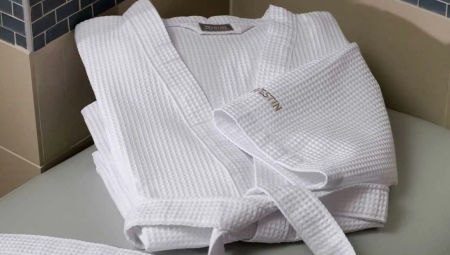 Как отбелить белое кимоно в домашних условиях?