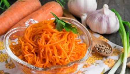 Сколько хранится морковь по-корейски и как ее хранить?