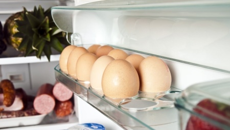 Jak dlouho vydrží vejce syrová v lednici?