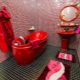 Красная ванна: плюсы и минусы, цветовые комбинации, примеры