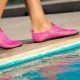 Обувь для бассейна: особенности, разновидности, правила выбора 
