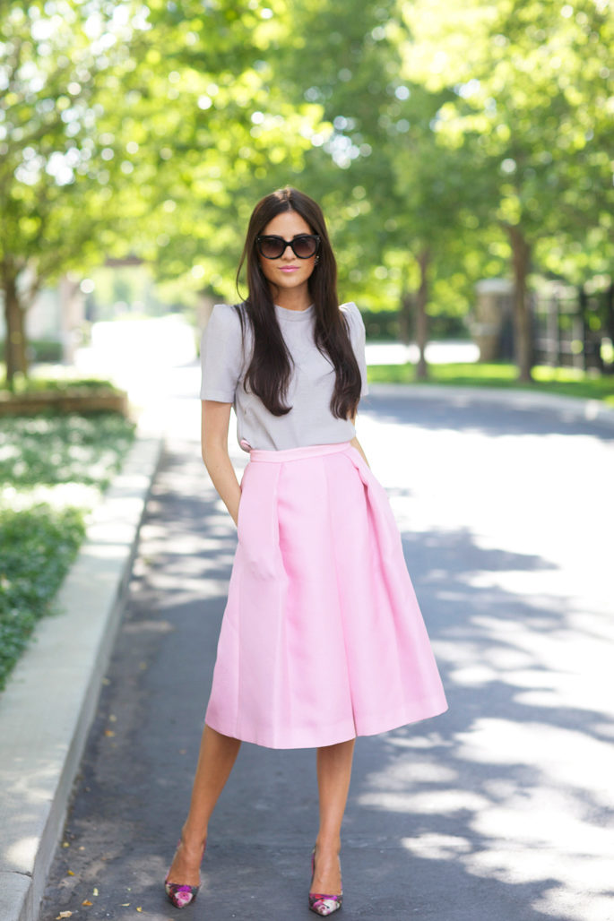 Розовая юбка с чем носить летом фото